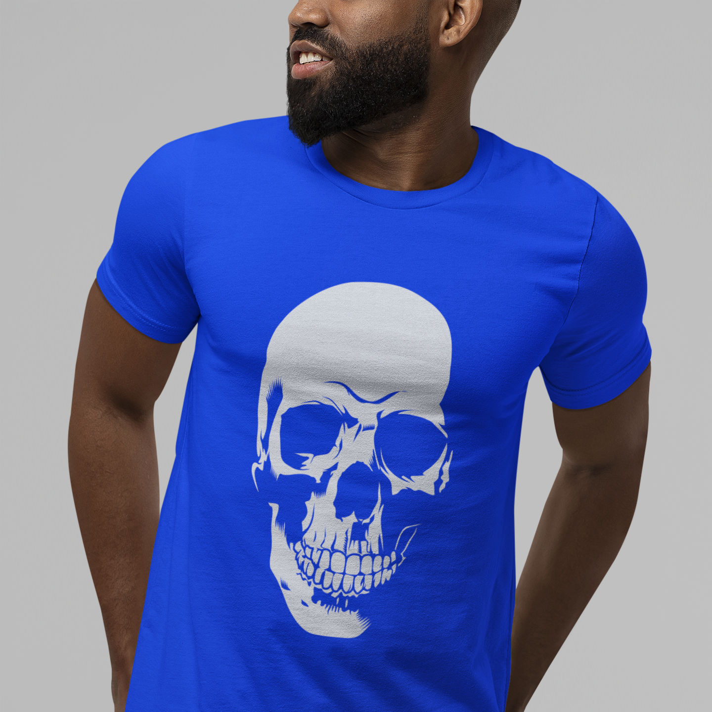 WHITE SKULL TEE