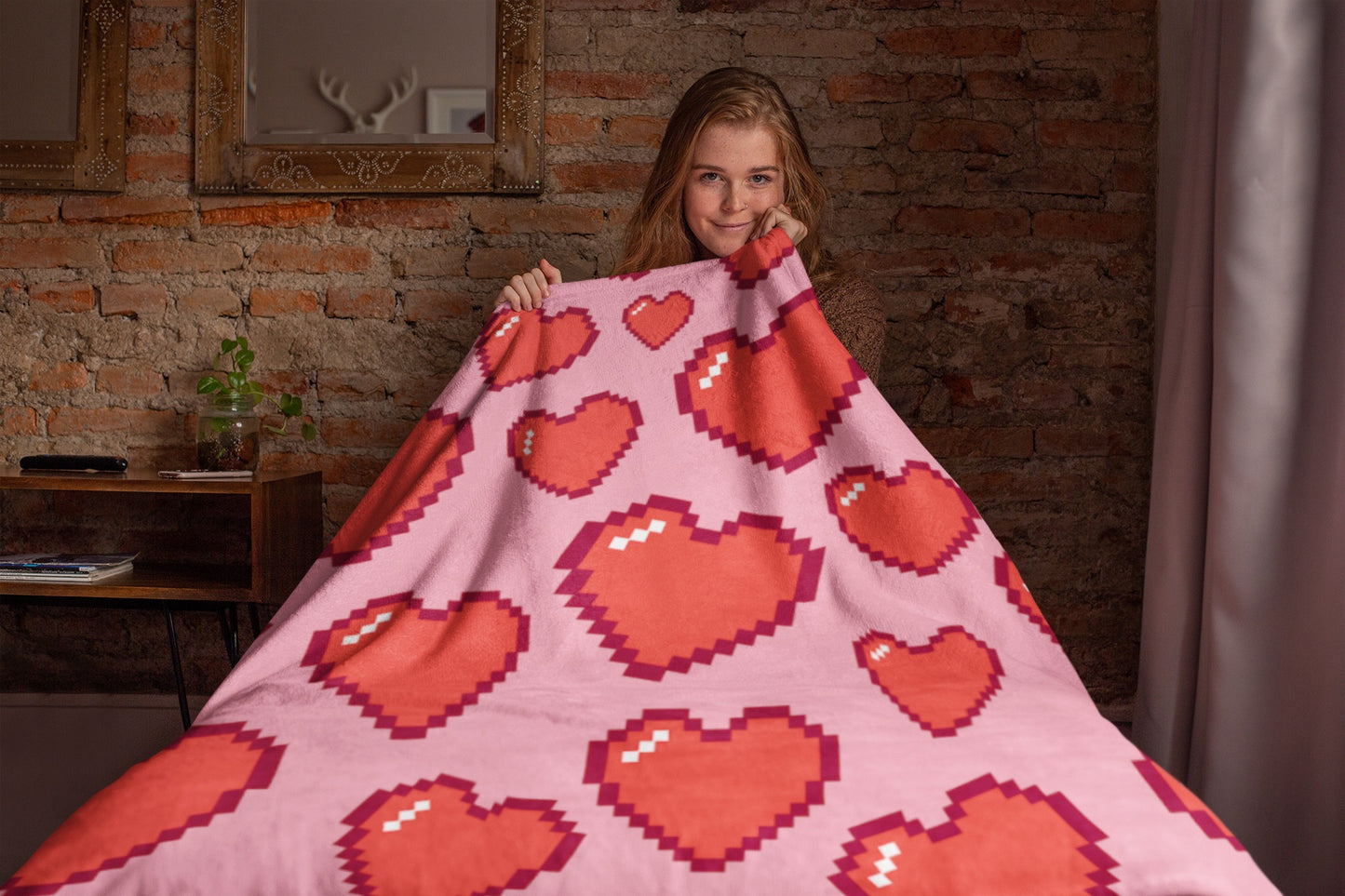8bit Hearts Fleece Blanket Pink